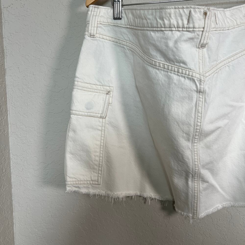 Abercrombie & Fitch Women's Cream Mini Cargo Skirt Size 34 NEW - Picture 8 of 8